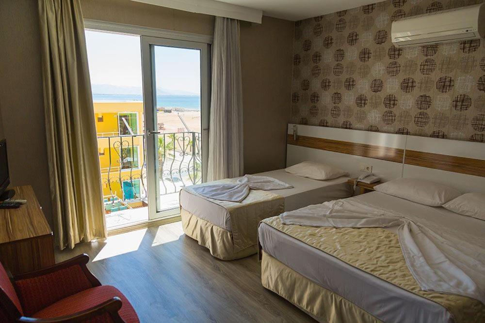 Acem Hotel Ayvalik Ngoại thất bức ảnh